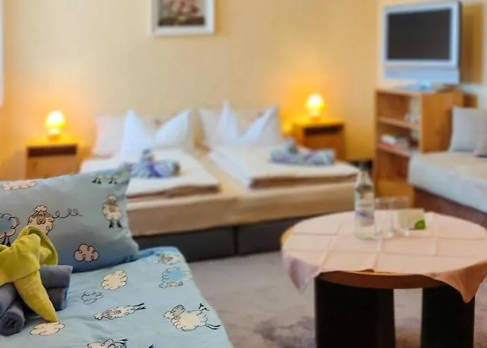 Zum Schloss Berssel (Harz)